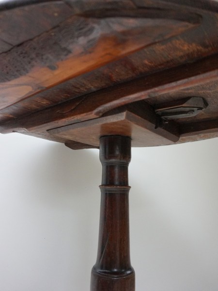 Antique-George-III-oak-Tilt-Top-Tripod-Table-side-wine-table-antieke-eiken-houten-toptafel-bijzet-tafel-wijntafeltje