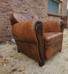 French-leather-art-deco-club-chair-vintage-distressed-fauteuil-lederen