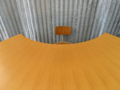 industriele-toonbank-bureau-vintage-winkeltoog- winkel-toog-bureau-writing-desk