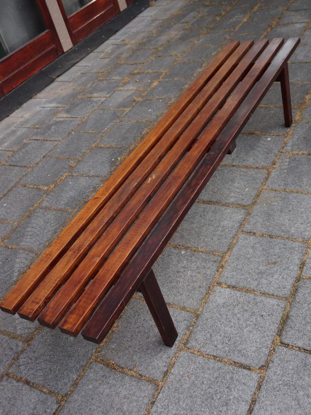 vintage-pine-slatted-bench-mid-century-lattenbank-grenen-gebeitst