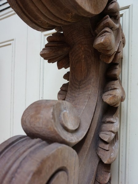 antieke-barok-eiken-houten-trappaal-rococo-rocaille-Louis-XV-staircase-post-stair-rail-baroque-carved-wooden