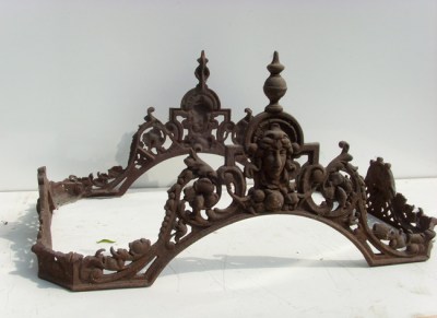 Antieke ijzeren kroon, ornament