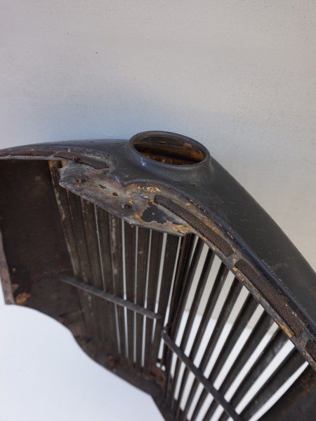 antique-front-grill-Rover-10-P2-P3-oldtimer-antieke