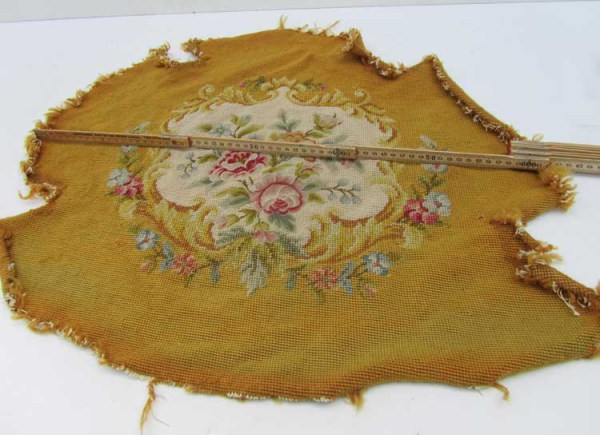 Antiek borduurwerk met rozen voor louis XVI stoelen, French needlepoint