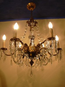 antieke-franse-bronzen-kristallen-empire-kroonluchter-antique-crystal-dragon-chandelier