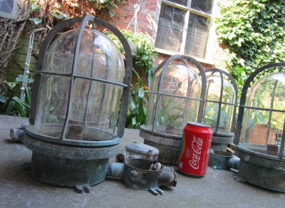 Vintage industriele bronzen lamp, oude  kooilamp