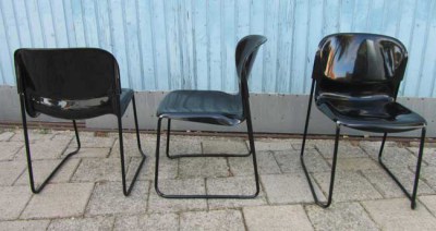 3 zwarte retro design stoelen Gerd Lange Drabert