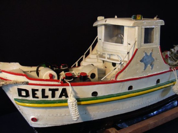 Oude vintage modelbouw sleepboot, Delta Tholen