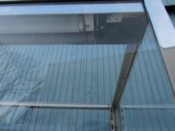 Retro toonbank vitrine, wit met chroom