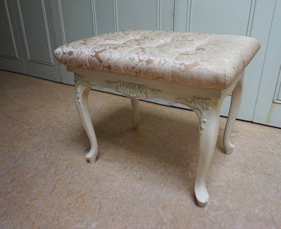 vintage-folding-shoe-stool-bench-Louis-XV-style-uitklapbare-schoenenkruk-00002