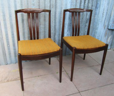 vintage-rosewood-dining-chairs-palissander-stoelen-midcentury