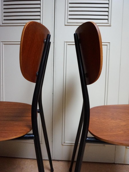 vintage-teak-plywood-eetkamer-slaapkamer-stoel-industriele-minimalistische-Scandinavische-stijl-webe-LouisvanTeeffelen-Pastoe-Cees-Braakman-chair