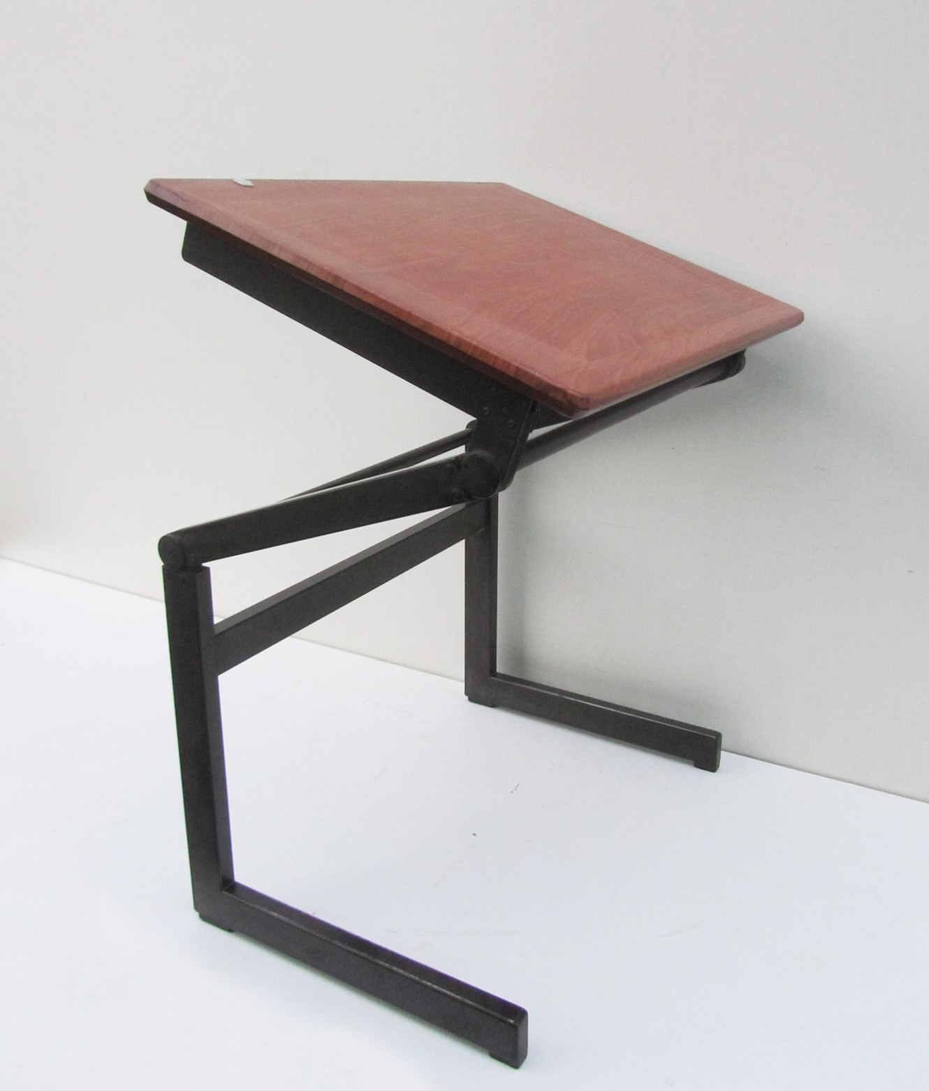 Spiksplinternieuw SOLD: Vintage industrial adjustable plywood desk BZ-99